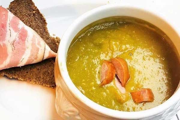 Traditional dutch soup